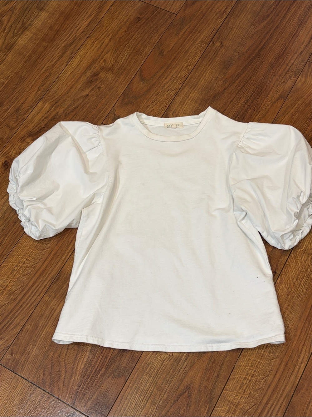 Roolee White Puff Sleeve Tee "daytime dreamer" blouse size L